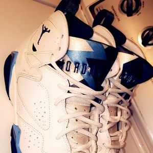 Bby blue, navy blue & white jordans